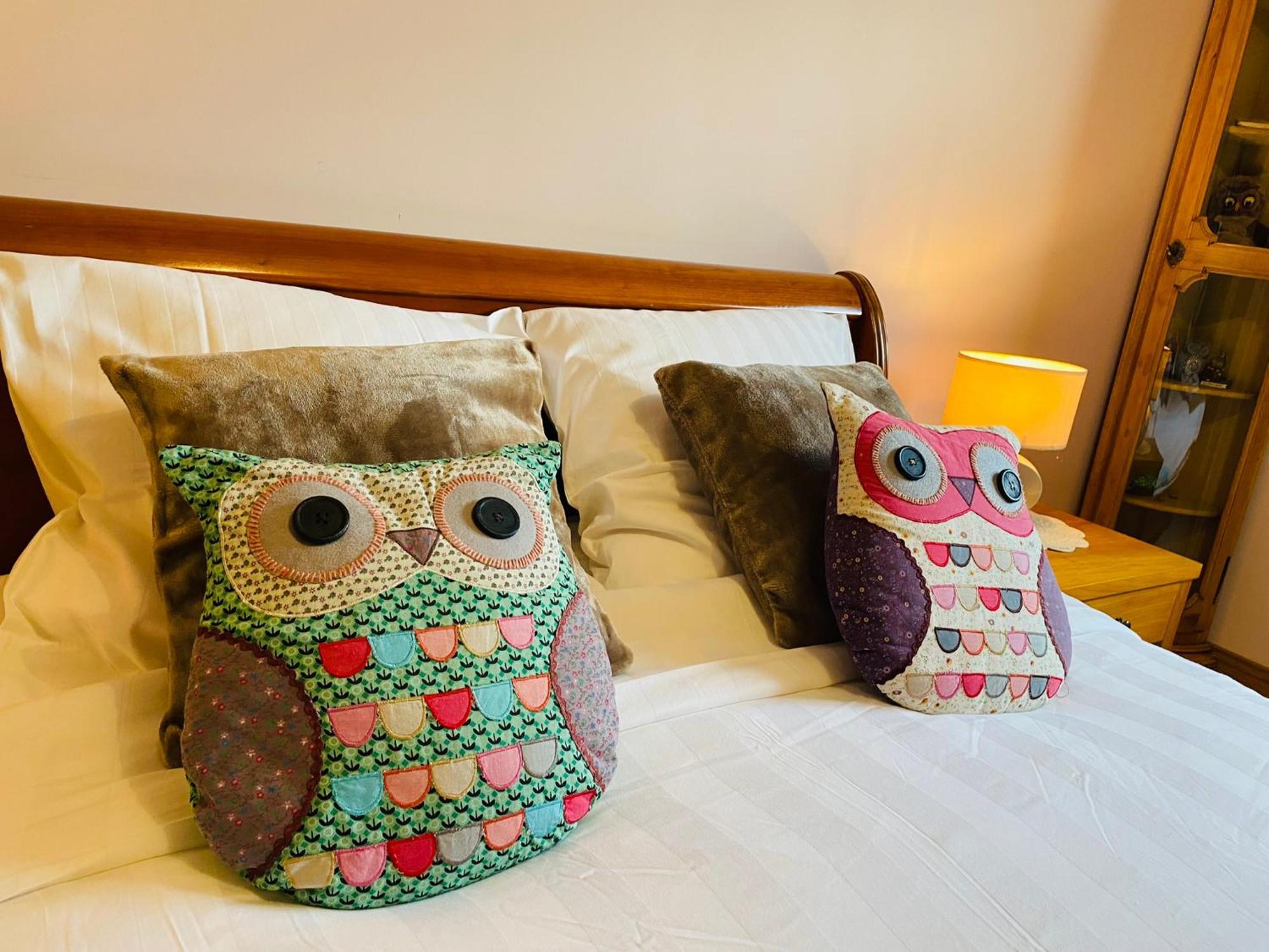 Bézenac Le Hibou Heureux B&B 외부 사진